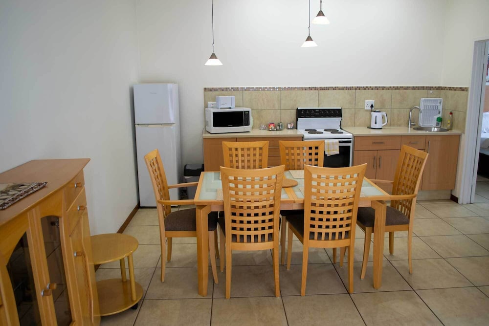 Amohela Guesthouse 14/38