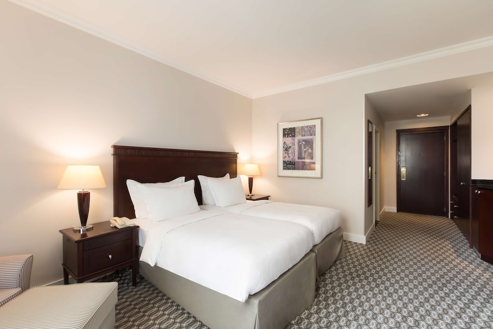 Radisson Blu Carlton 21/73