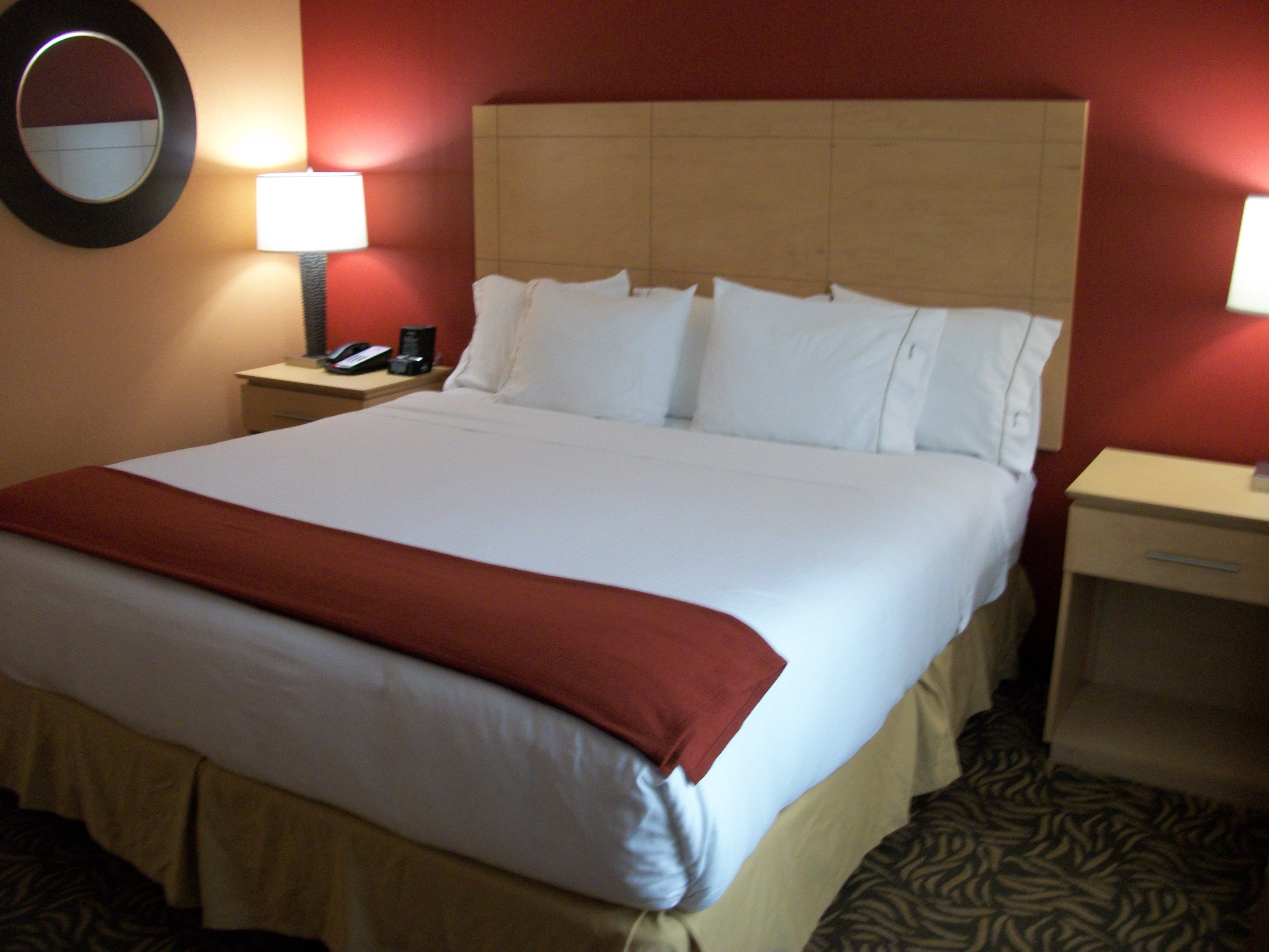 Holiday Inn Express Cortland 9/32
