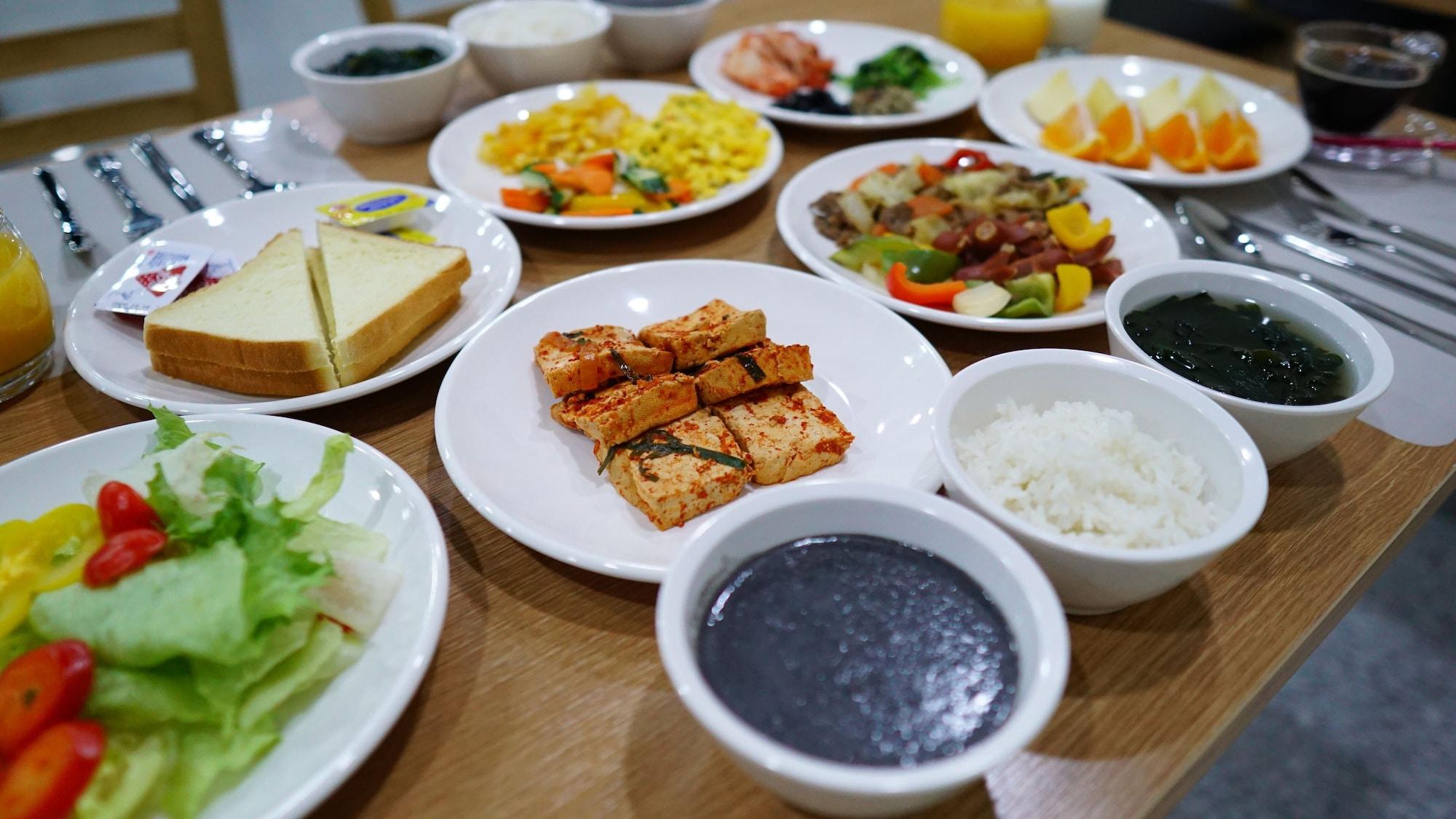 The Port Hotel Busan 47/55