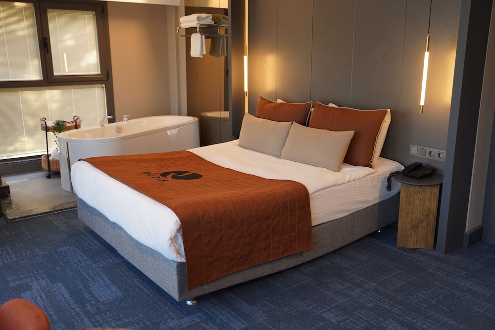 Rudis Otel 13/50