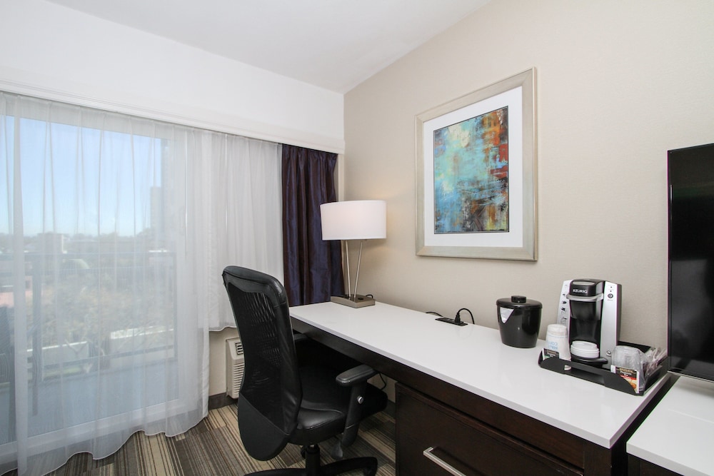 Holiday Inn Express San Diego Downtown 45/56