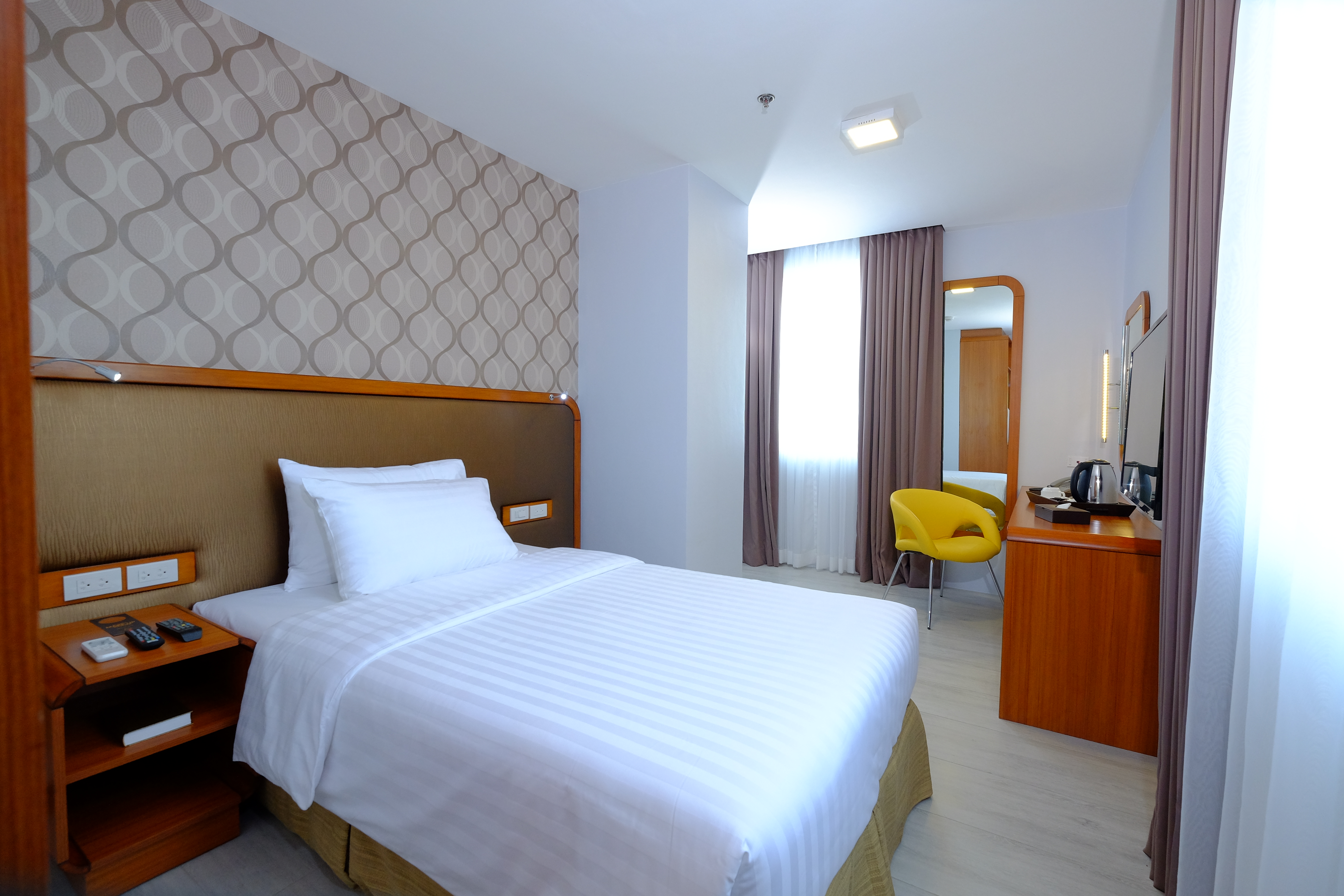Room at One Central Hotel, CEBU