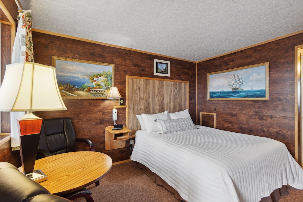 Vindel Motel 9/23