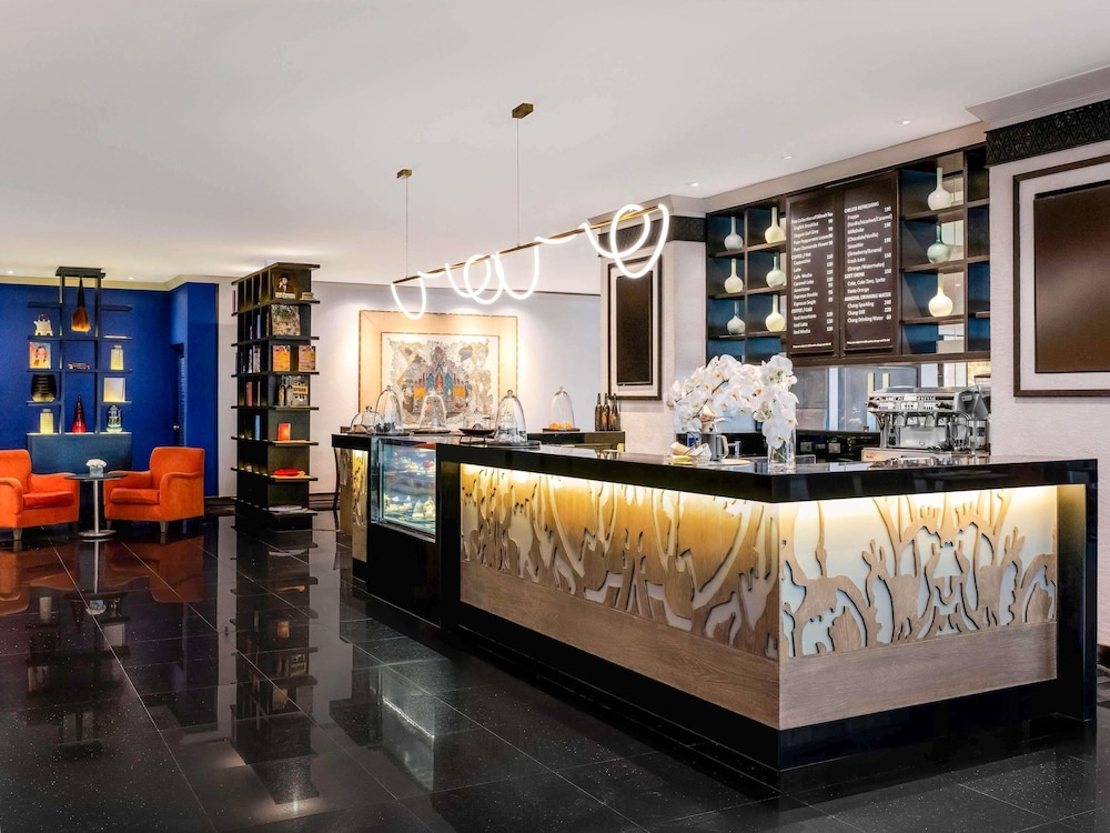 Grand Mercure Bangkok Atrium 11/72