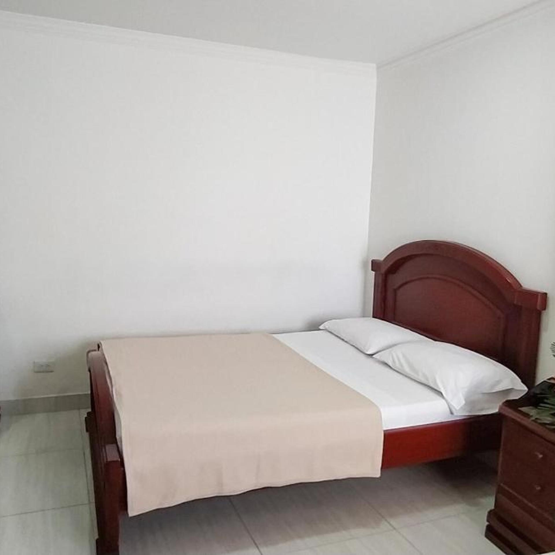 Hotel Exelsior 5/48
