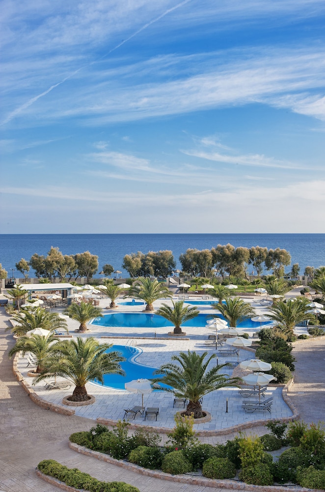 Santo Miramare Resort 46/50