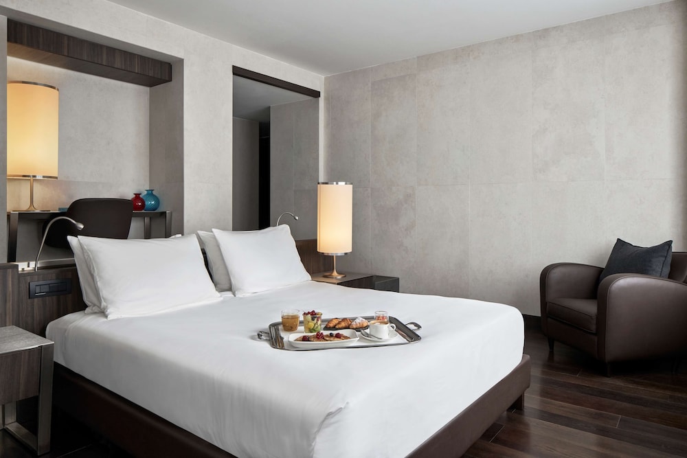 Hyatt Centric Milan Centrale 28/78