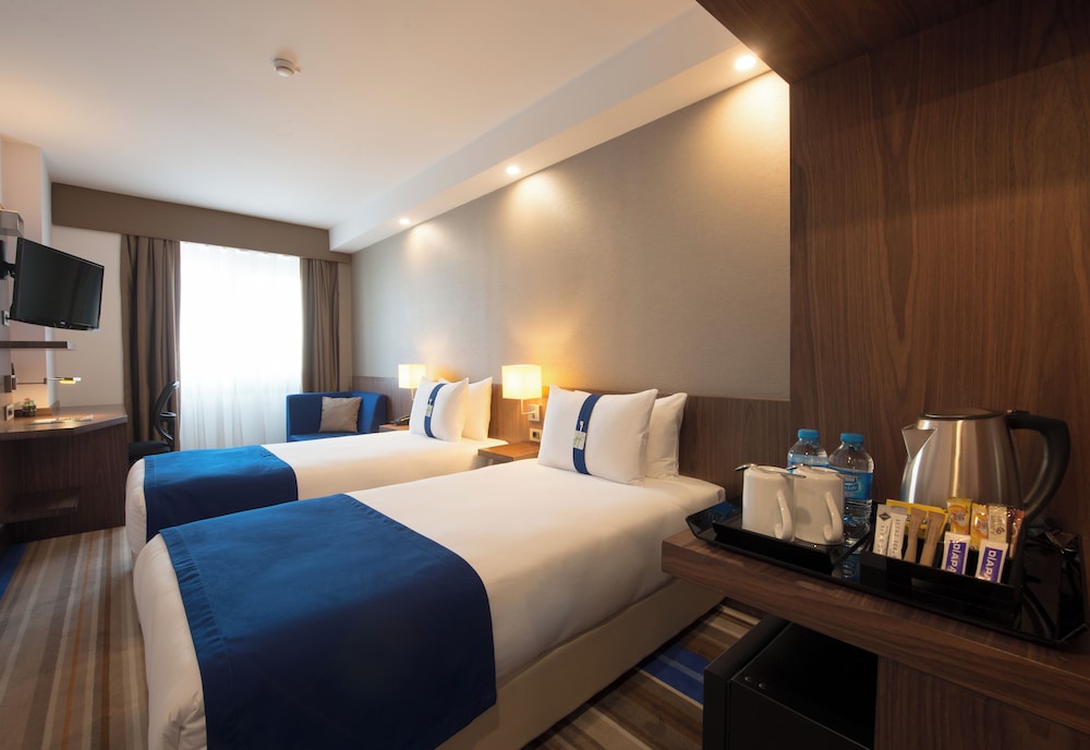 STANDARD, TWIN BEDS