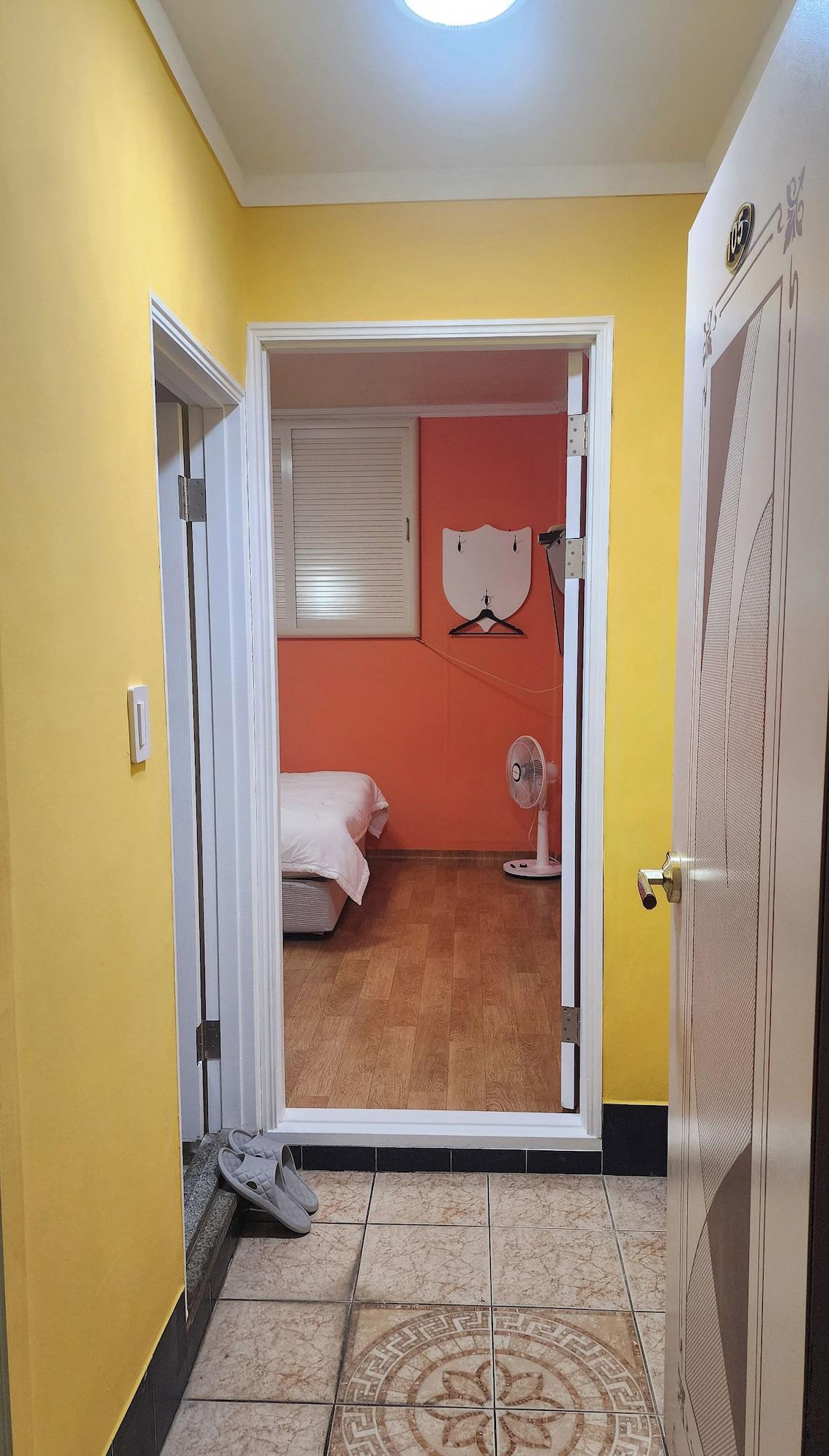 Myeongdong Motel 1/34