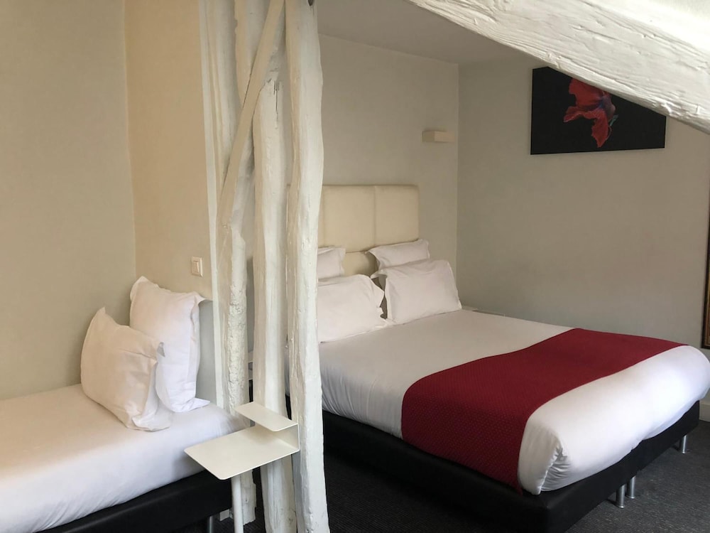 Alfred Hotels Paris Lecourbe 14/41