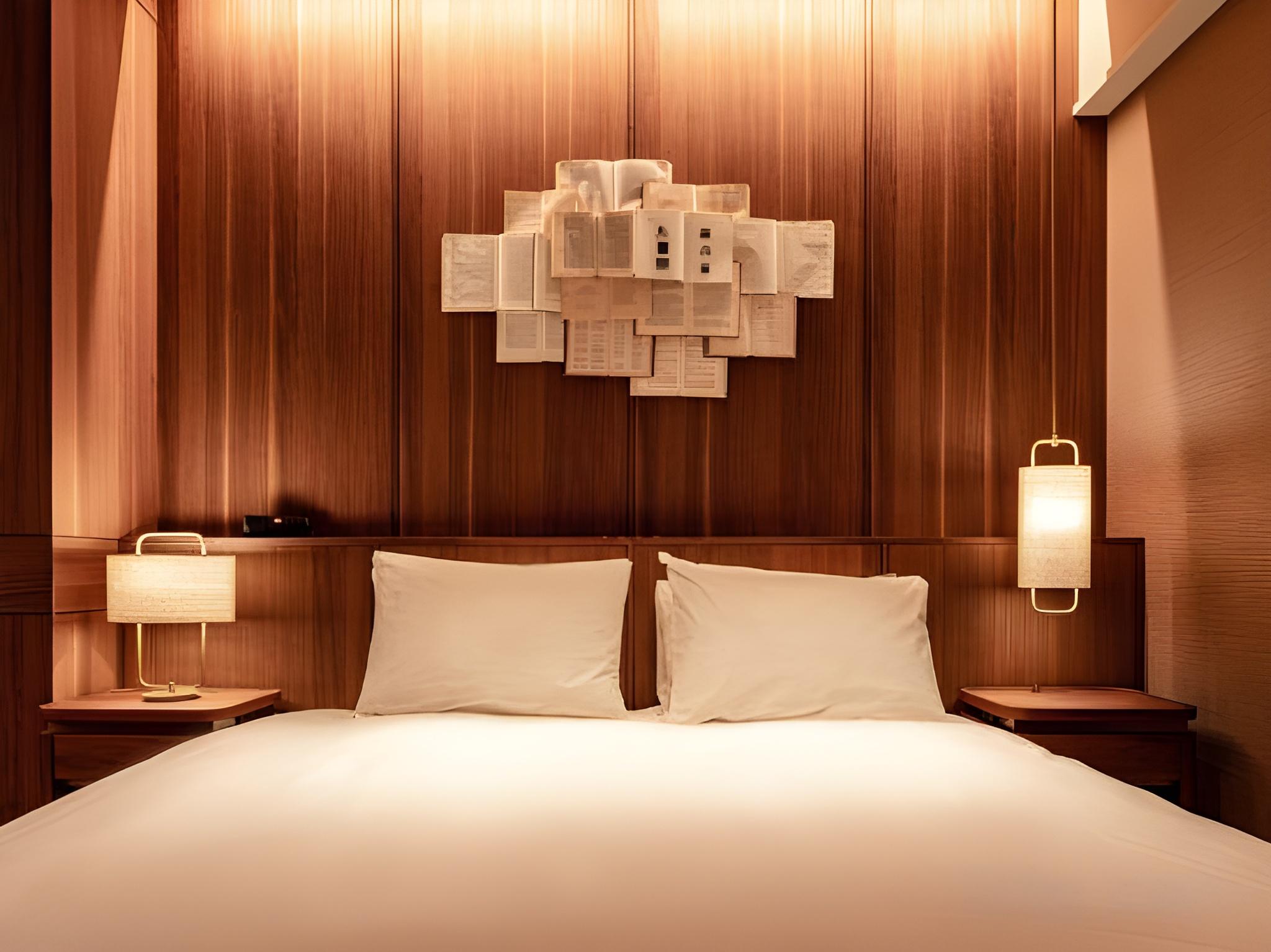 Episode 2, Twin Beds, 2 Double Beds, Club Floor