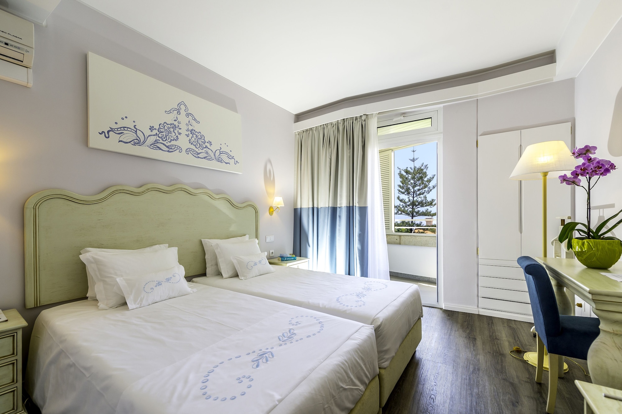 rooms
