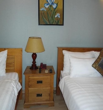 Luan Vu Hotel 43/64