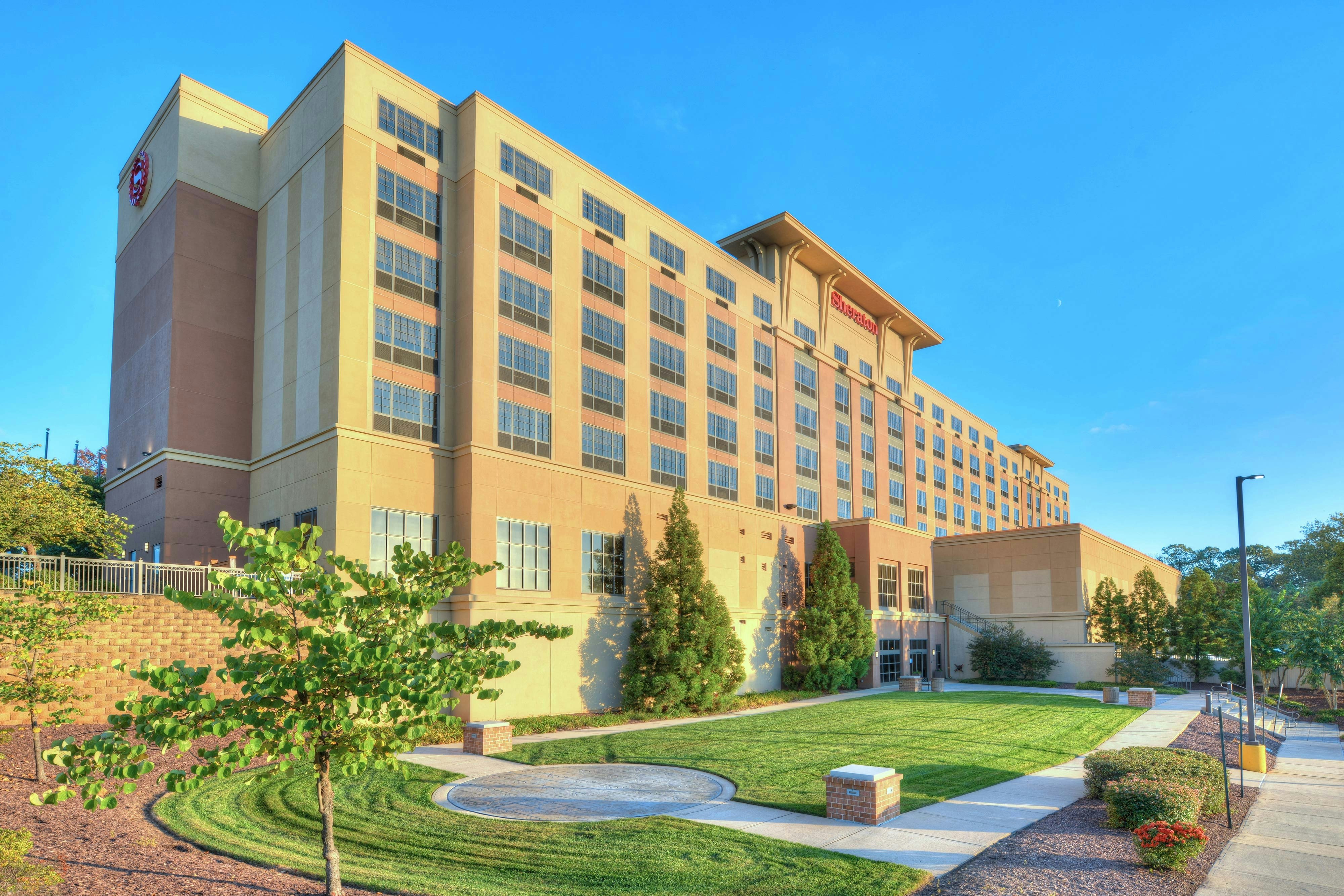 Sheraton Baltimore Washington Airport Hotel - BWI 6/56