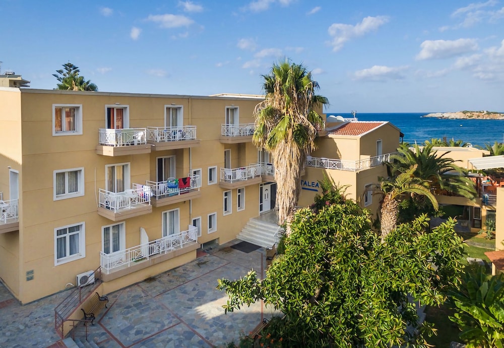Talea Beach in MYLOPOTAMOS