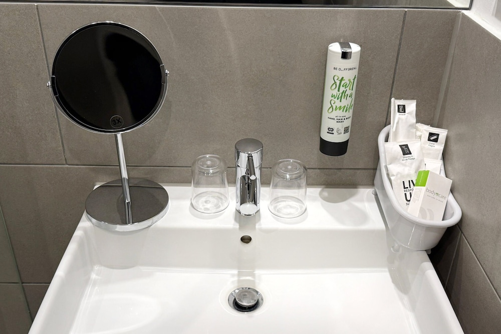 Holiday Inn - the niu, Welly Kiel by IHG 47/47
