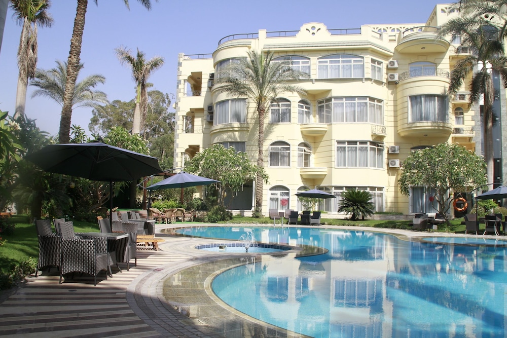 Soluxe Cairo Hotel in GIZA