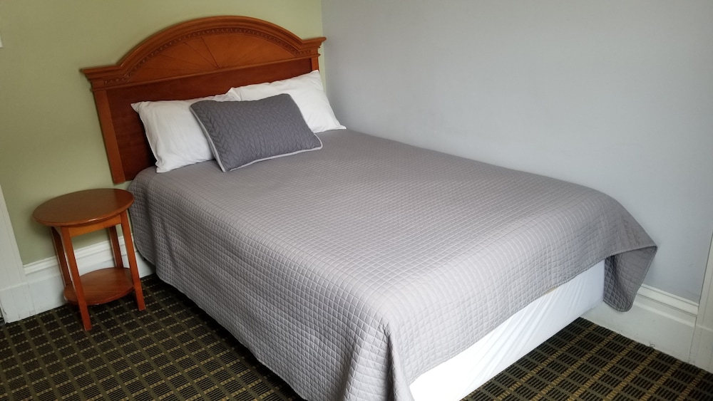Perramont Hotel 9/23