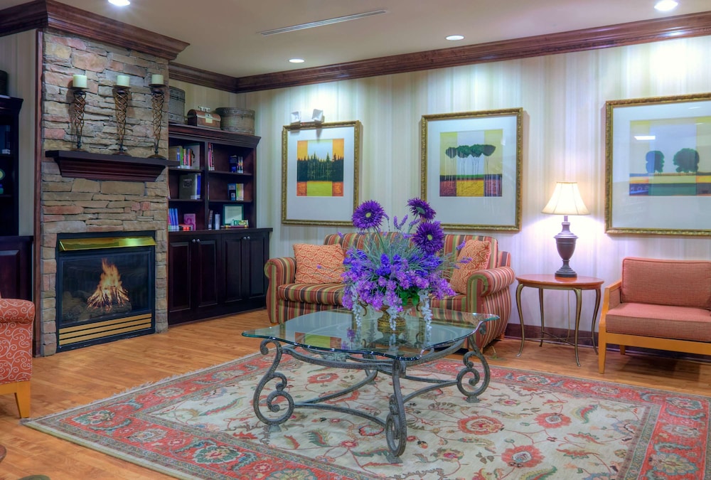 Country Inn and Suites by Radisson, Petersburg, VA 17/34
