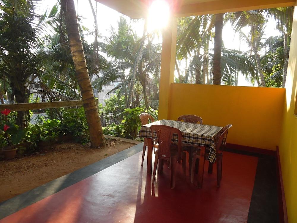Allan Guest House 20/23