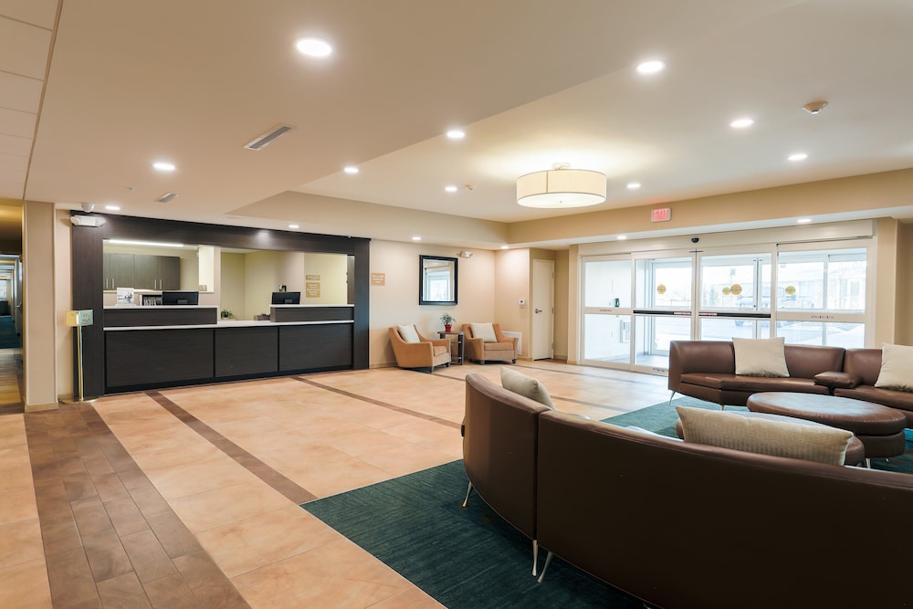 CANDLEWOOD SUITES LENEXA - OVERLAND PARK AREA 3/69