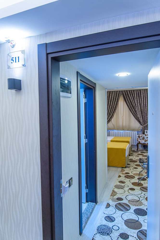 Dundar Hotel 25/48