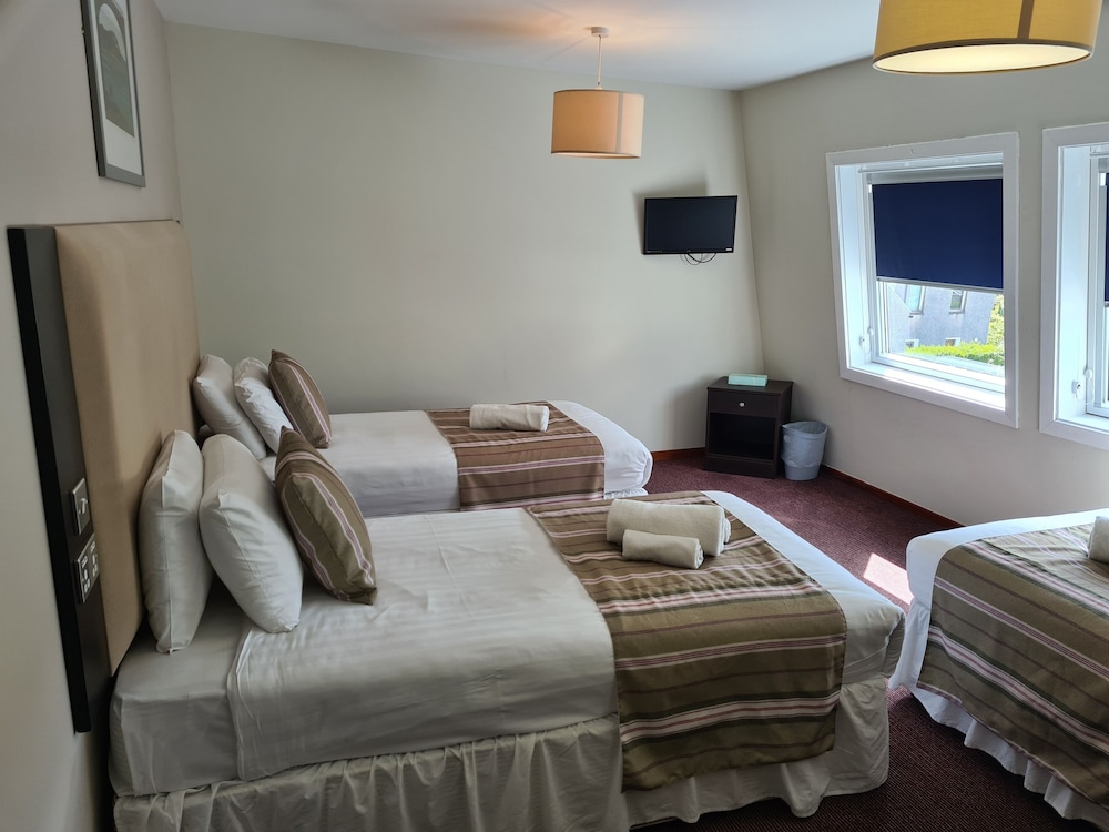 Kings Arms Hotel Skye 41/63