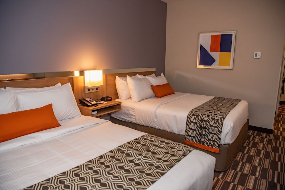 Microtel Inn And Suites By Wyndham Carlisle 17/60