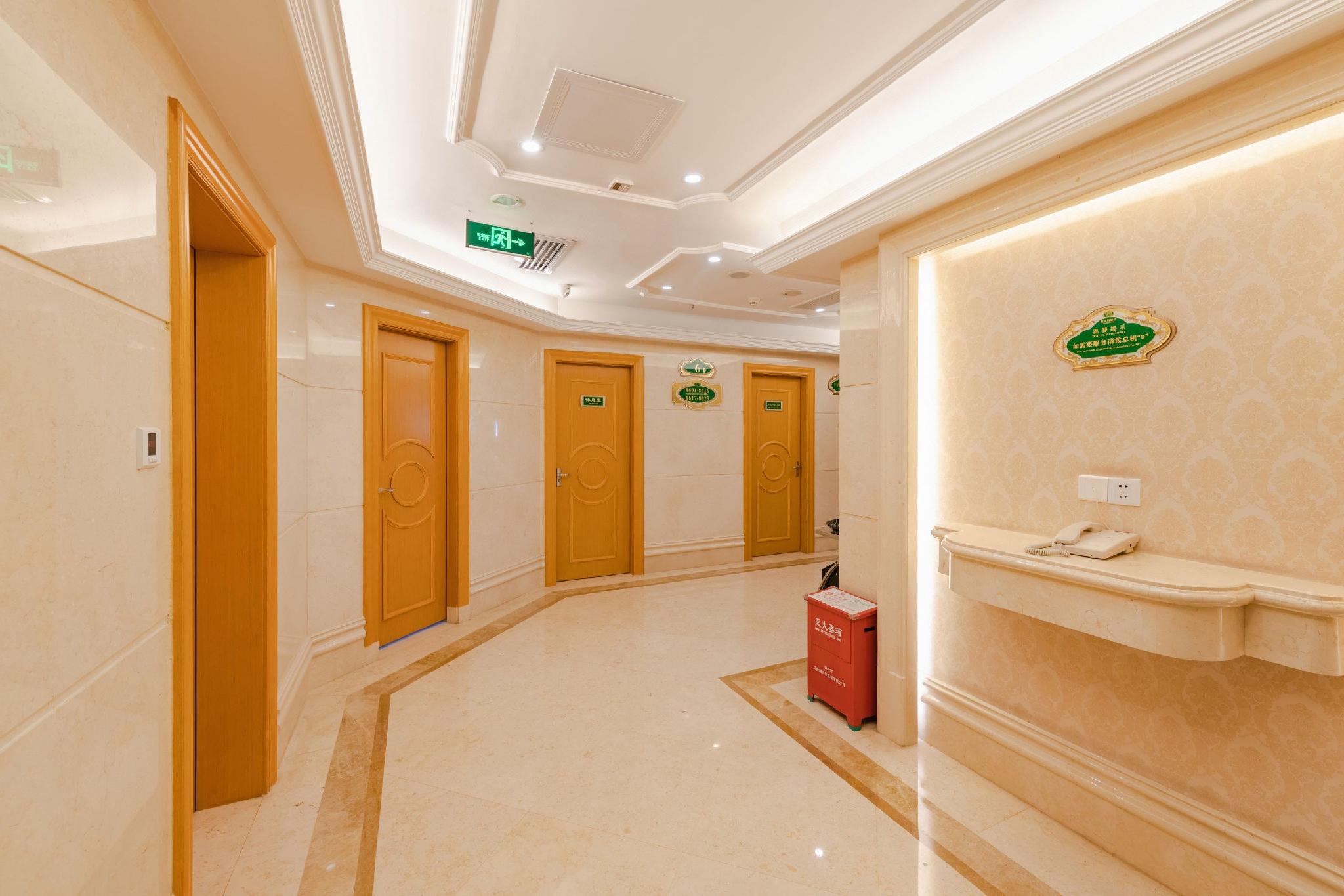 Vienna Hotel Shenzhen Dongmen Old Street 19/50