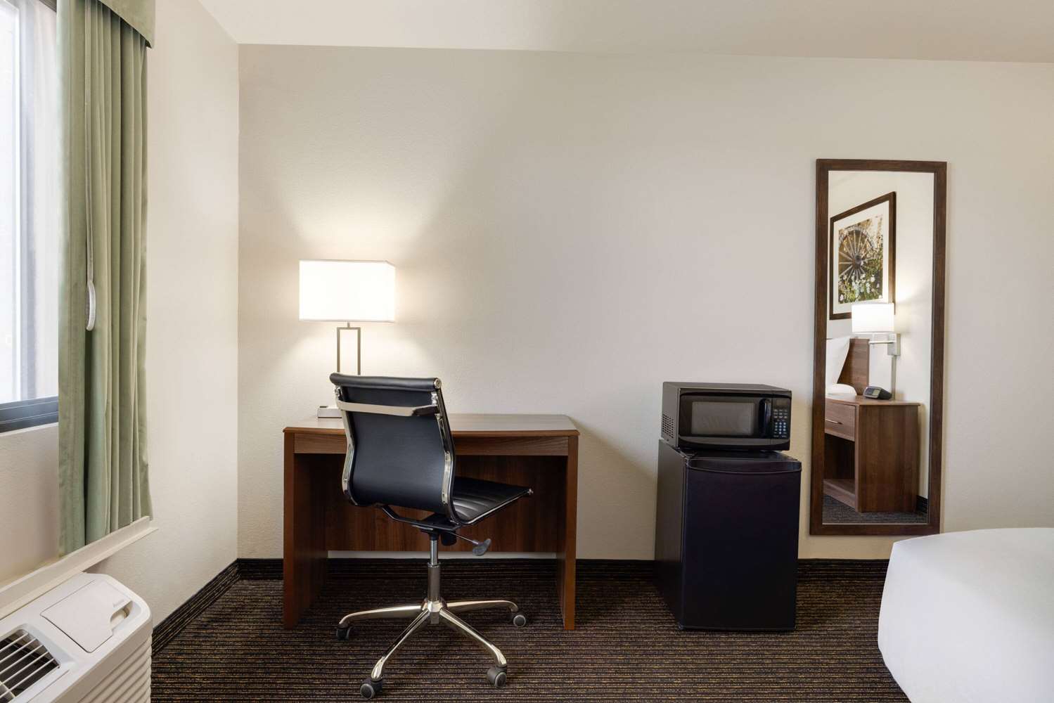 Travelodge by Wyndham Vaughn 5/8