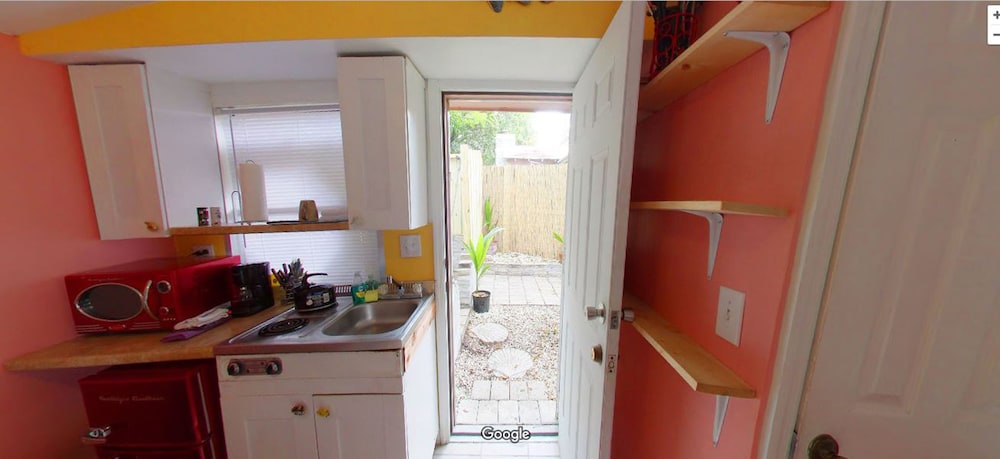 Key Largo Cottages 50/50