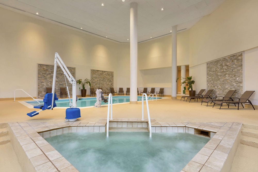 Somerset Hotel and Conference Center 25/63