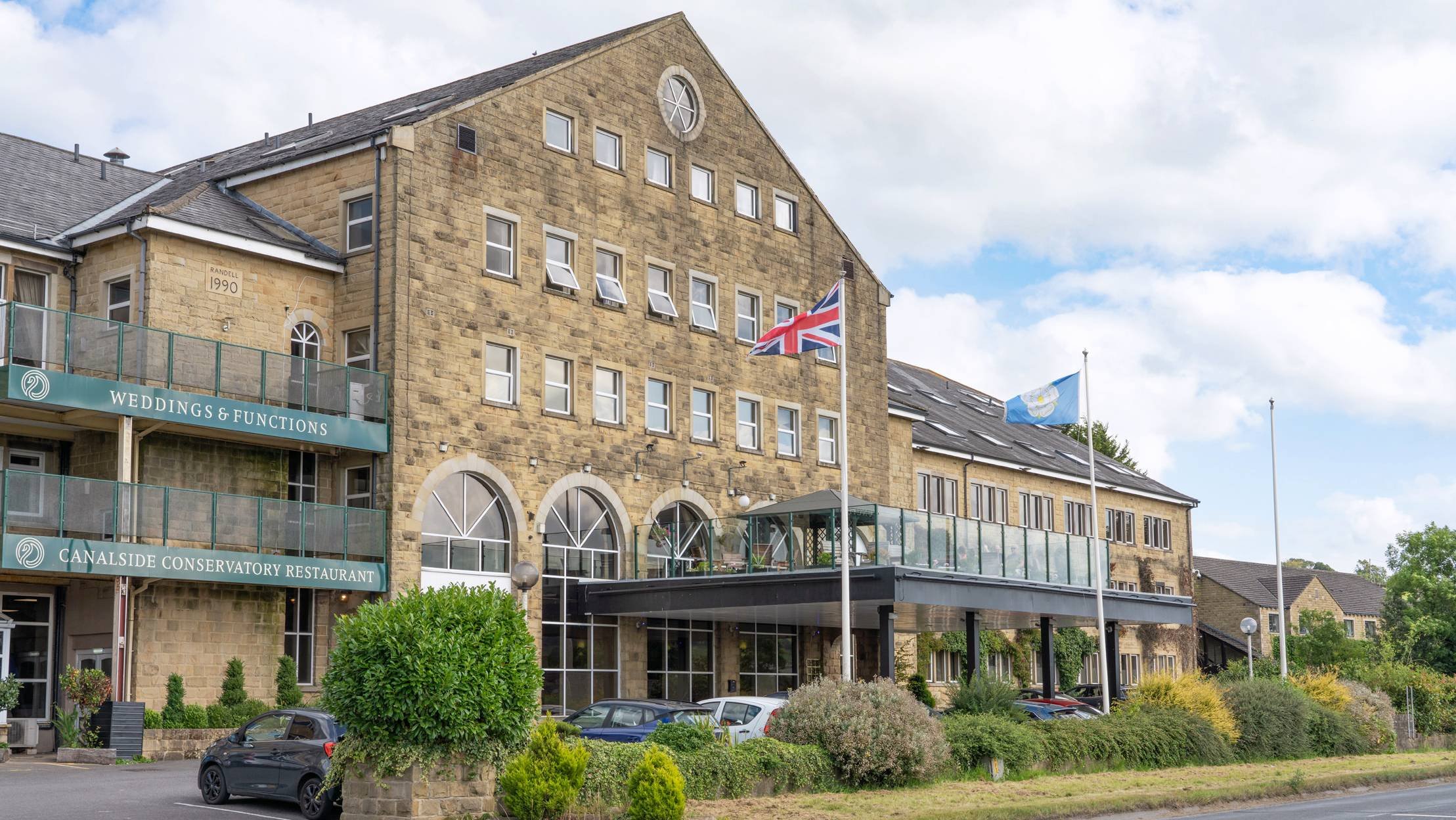 The Skipton Hotel 3/33