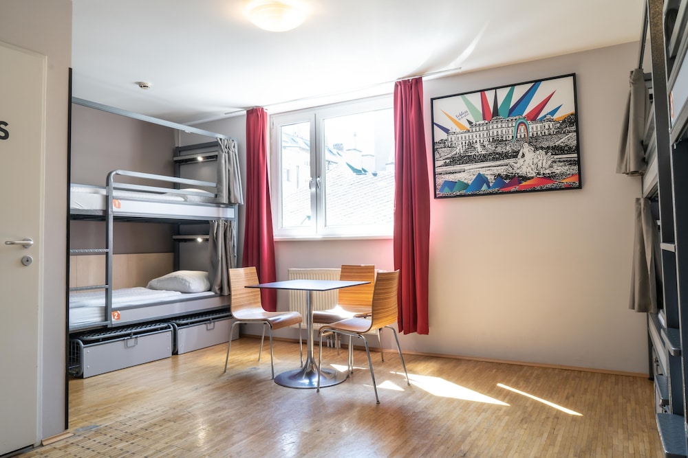 Meininger Hotel Vienna City Center 14/44