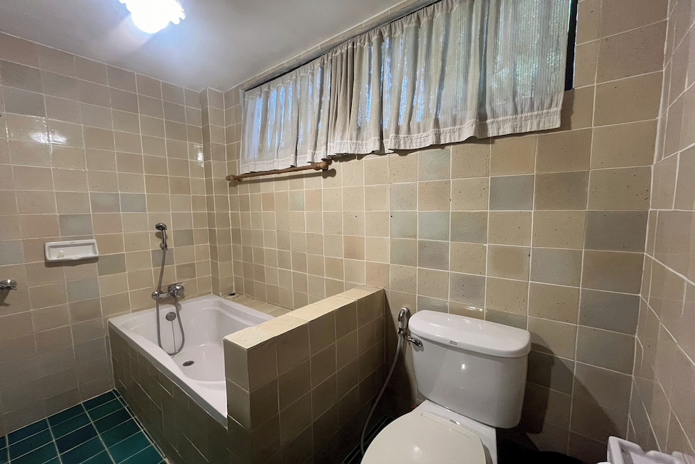 The Royal Shilton Resort 47/50