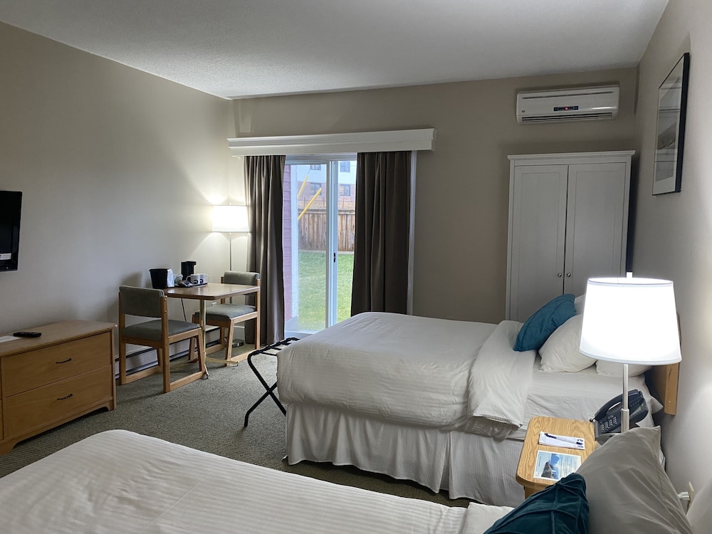 Ocean View Hotel 17/50