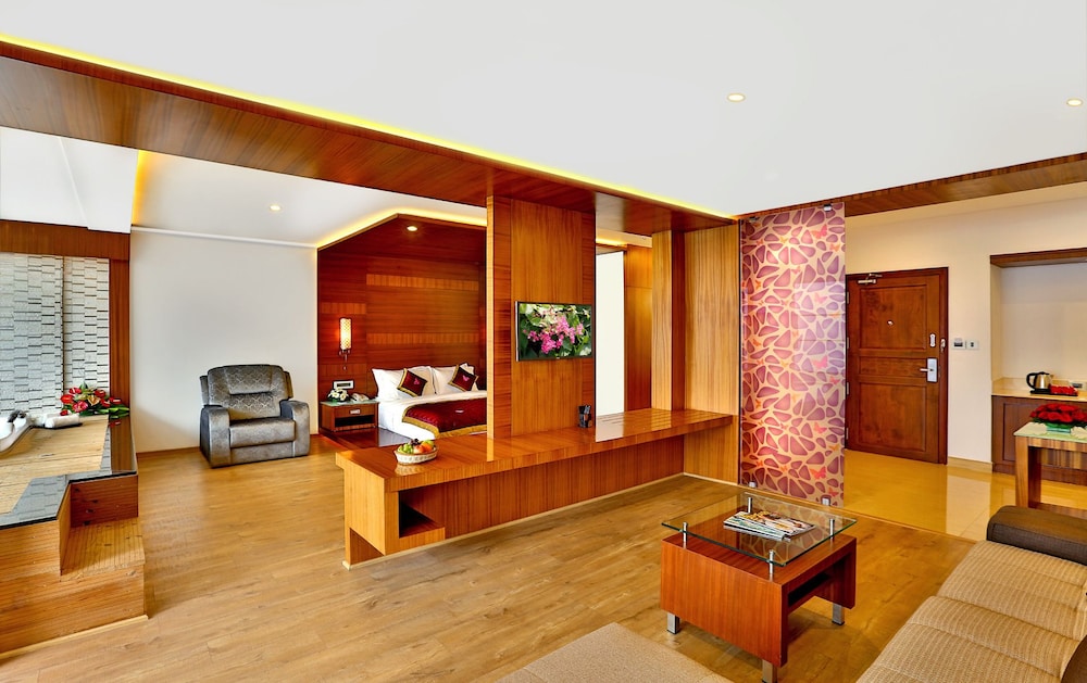 Amber Dale Luxury Hotel and Spa, Munnar (ex PLUM JUDY - THE LEISURE HOTEL) 23/50