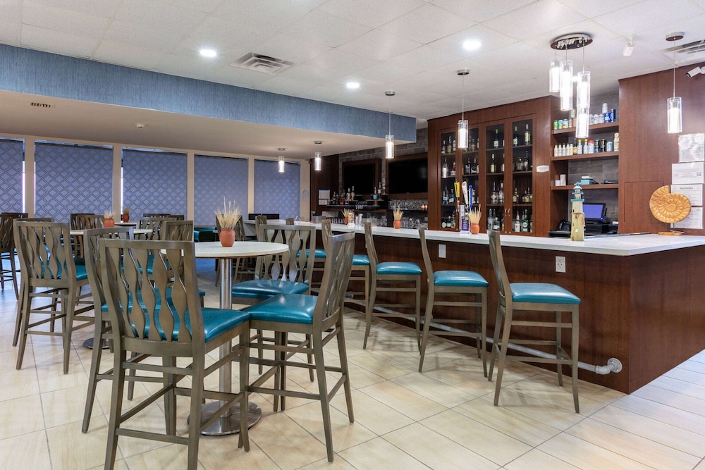 Wyndham Corpus Christi Resort North Padre Island 30/50