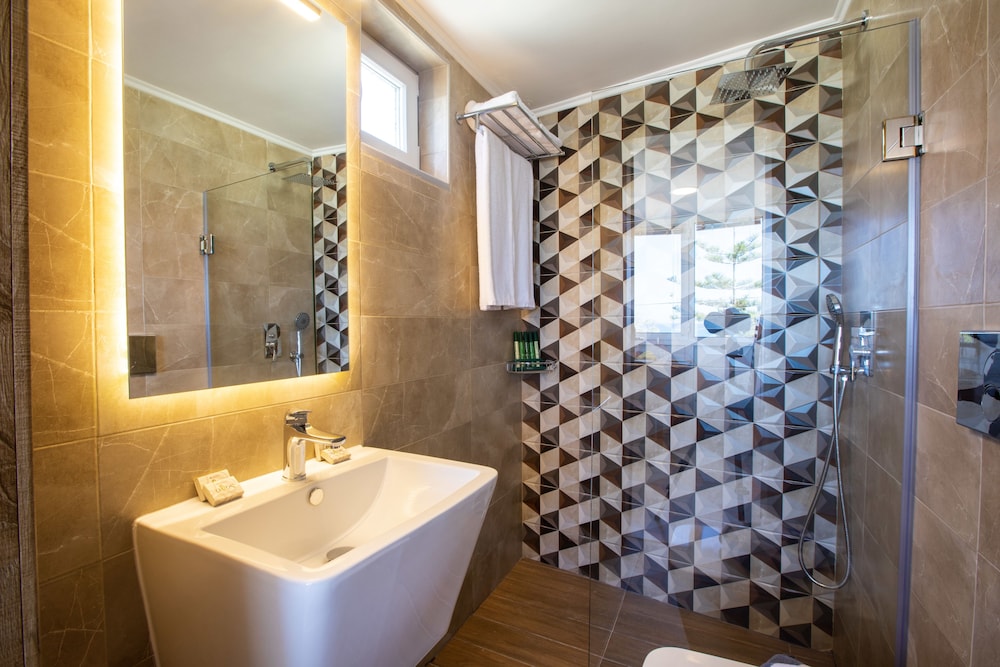 Kastro Hotel 47/50