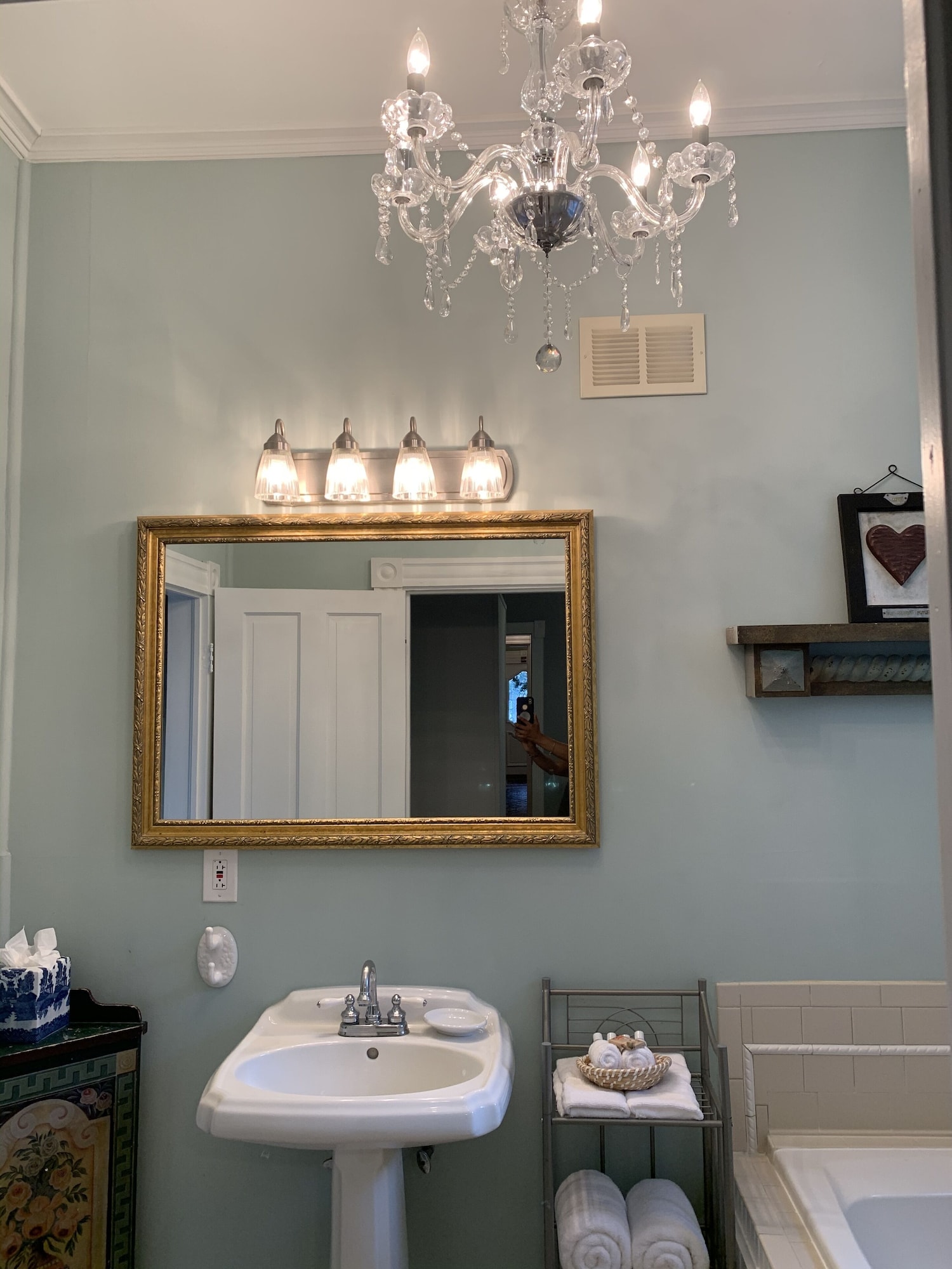 LUXURY, KING BED, GROUND FLOOR
