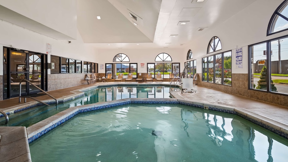 Best Western St. Louis Inn 5/38