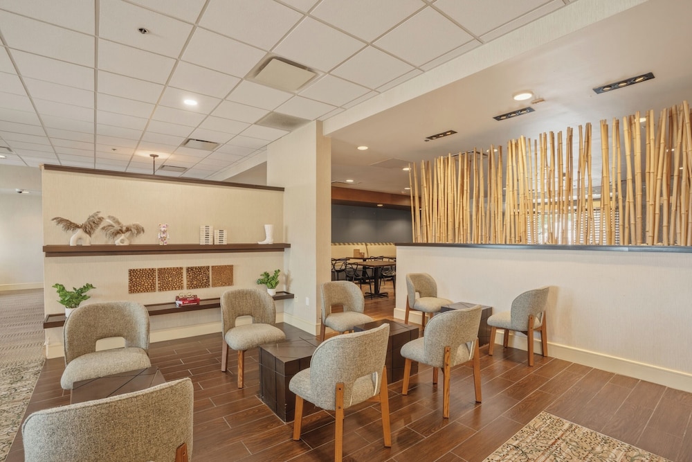 Holiday Inn Dallas Dfw Airport Area West 26/50