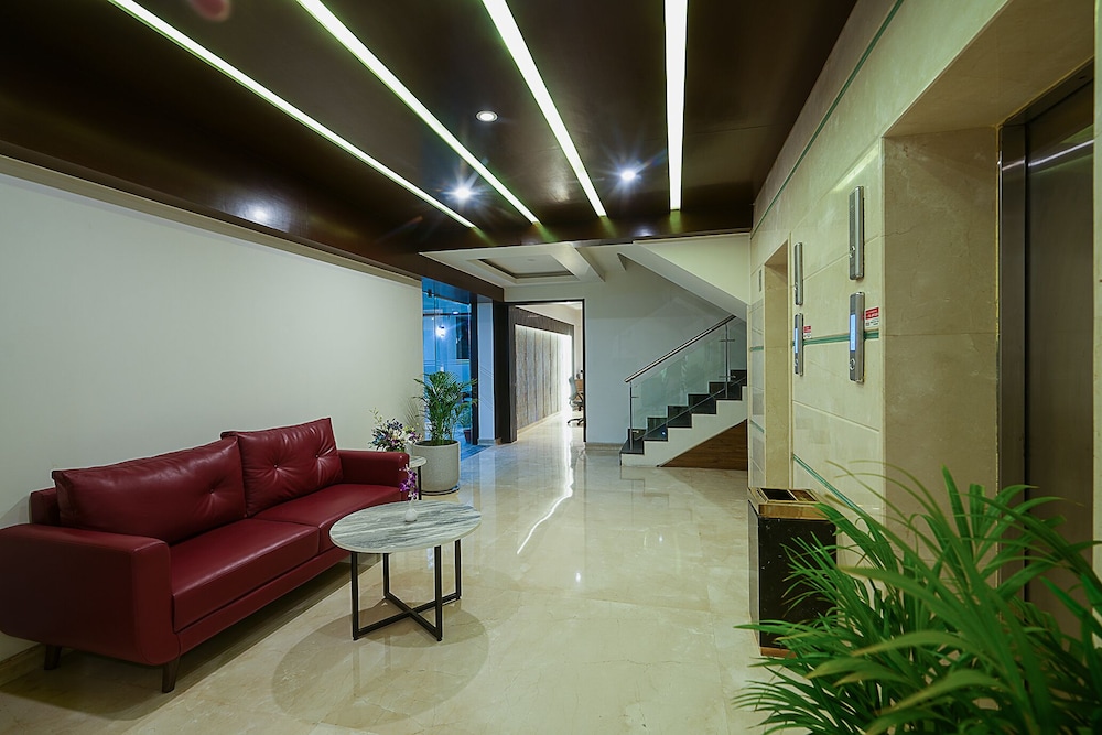 Grand Continent, Malleshwaram - A Sarovar Portico Affiliate Hotel 37/54
