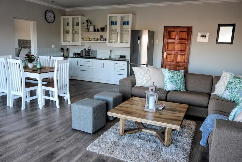 Clarens Escape 9/12