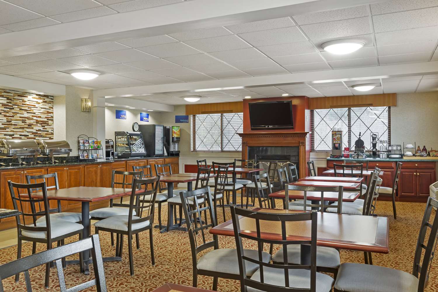 restaurant cafeteria