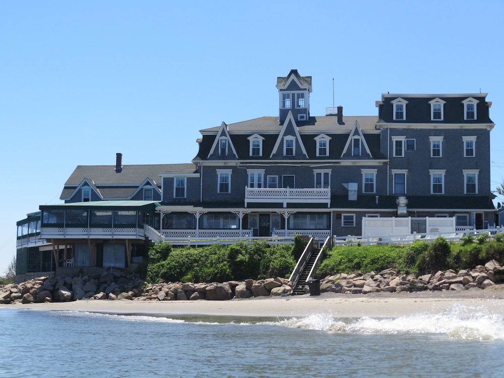 Block Island Beach House 3/50