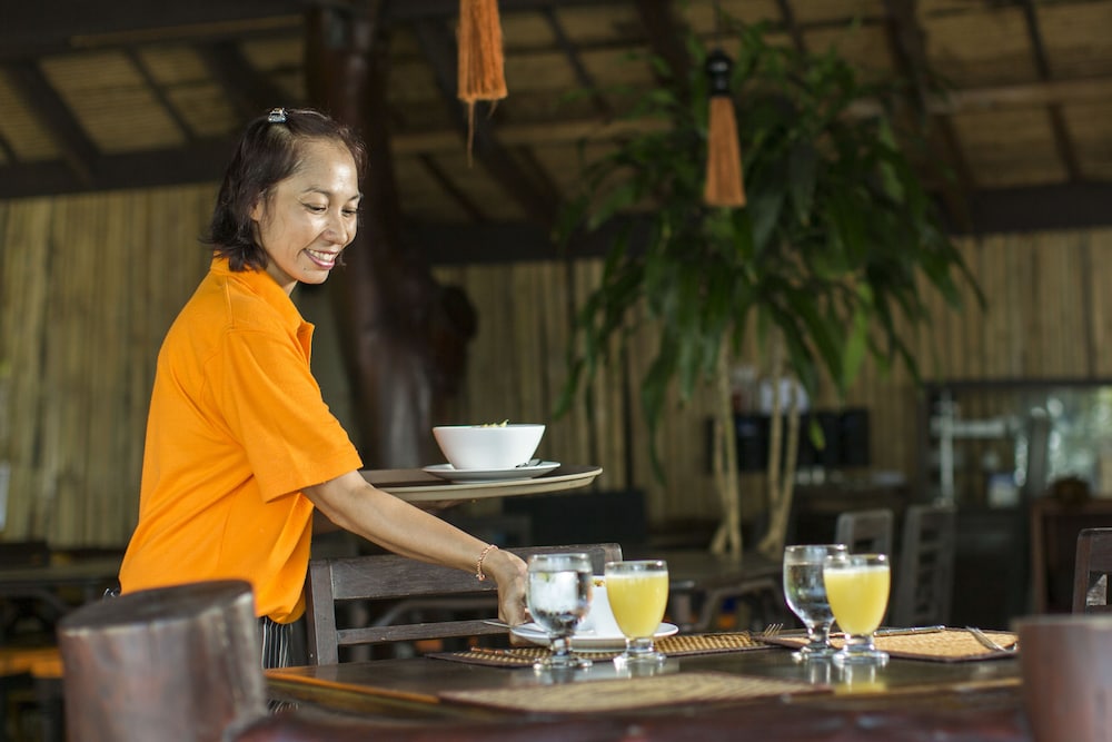 Koh Jum Beach Villas 11/76