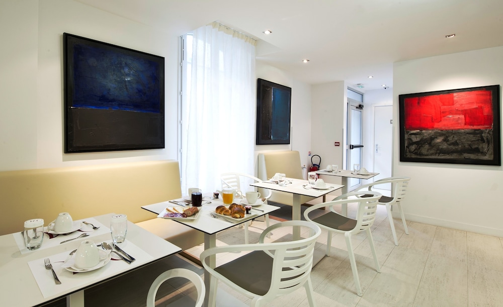 Mercure Paris Levallois Perret 48/63