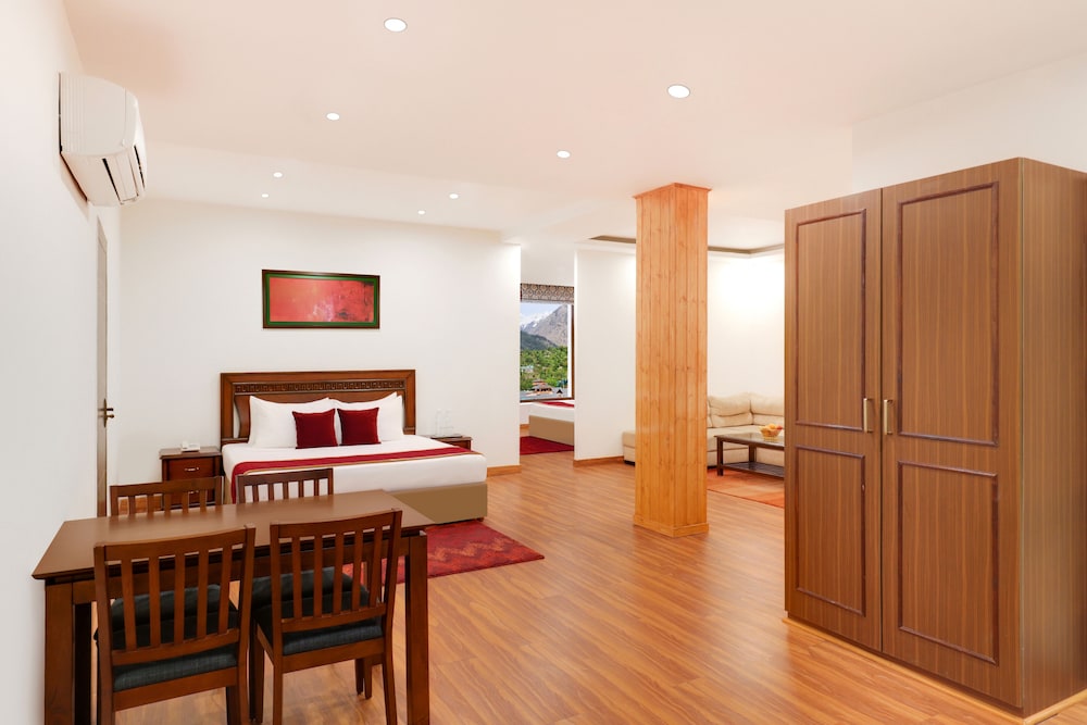 Span Inn & Suites 14/50